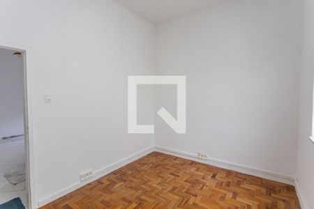 Quarto 2 de casa para alugar com 3 quartos, 80m² em Santo Antônio, Belo Horizonte