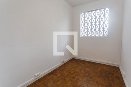 Quarto 1 de casa para alugar com 3 quartos, 80m² em Santo Antônio, Belo Horizonte