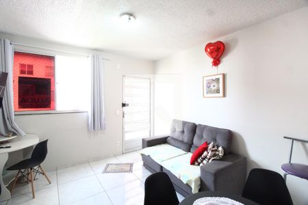 Sala de apartamento para alugar com 2 quartos, 42m² em Mansour, Uberlândia