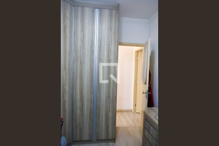 Quarto 1 de apartamento para alugar com 2 quartos, 52m² em Umuarama, Osasco