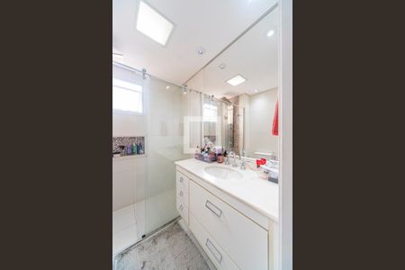 Apartamento à venda com 180m², 3 quartos e 3 vagas Apartamento à venda com 180m², 3 quartos e 3 vagasBanheiro do Quarto 2