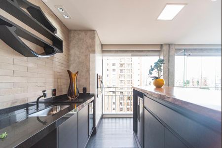 Apartamento à venda com 180m², 3 quartos e 3 vagas Apartamento à venda com 180m², 3 quartos e 3 vagasVaranda Gourmet