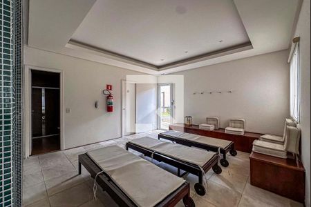 Apartamento à venda com 180m², 3 quartos e 3 vagas Apartamento à venda com 180m², 3 quartos e 3 vagasSpa