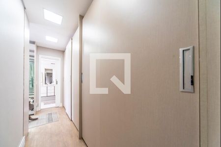 Apartamento à venda com 180m², 3 quartos e 3 vagas Apartamento à venda com 180m², 3 quartos e 3 vagasQuarto 3