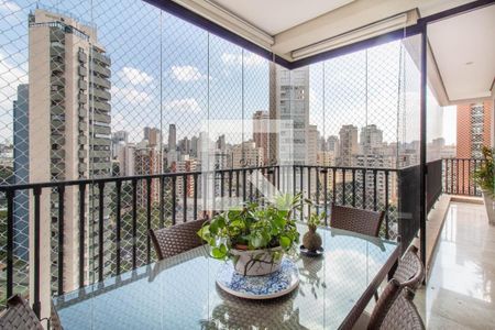 Apartamento à venda com 3 quartos, 326m² em Jardim Vila Mariana, São Paulo