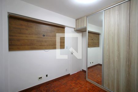 Quarto 1 de apartamento para alugar com 2 quartos, 60m² em Jardim América, Belo Horizonte