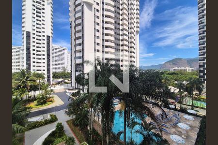 Vista Quarto 1 de apartamento à venda com 3 quartos, 72m² em Recreio dos Bandeirantes, Rio de Janeiro