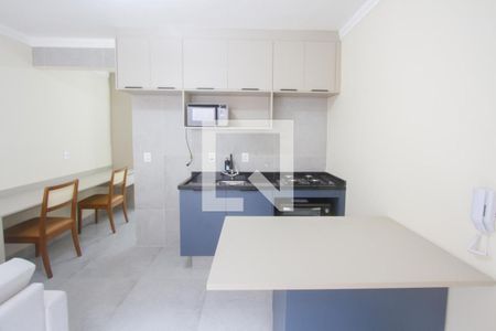 Cozinha de apartamento para alugar com 1 quarto, 34m² em Cidade Monções, São Paulo