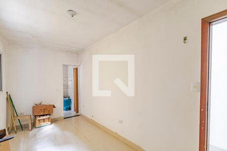 Quarto de casa para alugar com 1 quarto, 90m² em Vila Adalgisa, Osasco