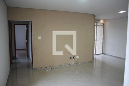 Apartamento para alugar com 3 quartos, 200m² em Inconfidentes, Contagem