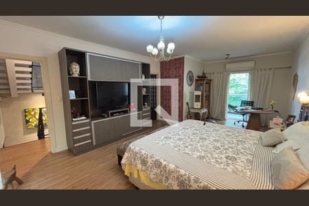 Casa à venda com 450m², 4 quartos e 3 vagas Casa à venda com 450m², 4 quartos e 3 vagasSuite 1