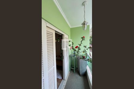 Casa à venda com 450m², 4 quartos e 3 vagas Casa à venda com 450m², 4 quartos e 3 vagasSuíte 3 Varanda