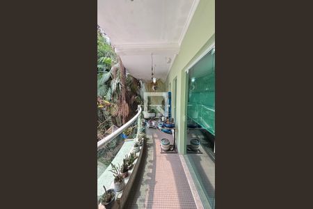 Casa à venda com 450m², 4 quartos e 3 vagas Casa à venda com 450m², 4 quartos e 3 vagasVaranda Sala - Sala de Jantar