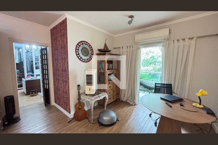 Casa à venda com 450m², 4 quartos e 3 vagas Casa à venda com 450m², 4 quartos e 3 vagasSuite 1