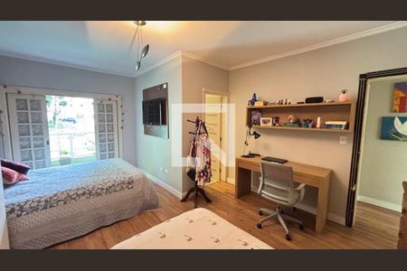 Casa à venda com 450m², 4 quartos e 3 vagas Casa à venda com 450m², 4 quartos e 3 vagasSuite 2