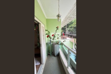 Casa à venda com 450m², 4 quartos e 3 vagas Casa à venda com 450m², 4 quartos e 3 vagasSuíte 3 Varanda