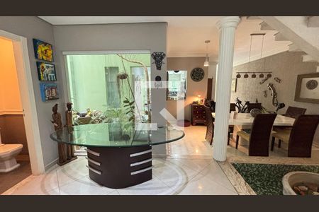 Casa à venda com 450m², 4 quartos e 3 vagas Casa à venda com 450m², 4 quartos e 3 vagasSala - Sala de Jantar