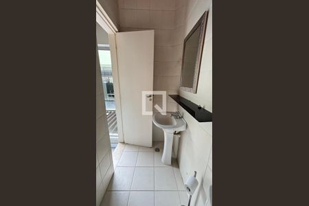 Casa à venda com 450m², 4 quartos e 3 vagas Casa à venda com 450m², 4 quartos e 3 vagasSótão - Banheiro