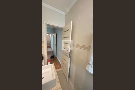 Casa à venda com 450m², 4 quartos e 3 vagas Casa à venda com 450m², 4 quartos e 3 vagasBanheiro da Suíte 3