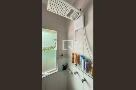 Casa à venda com 450m², 4 quartos e 3 vagas Casa à venda com 450m², 4 quartos e 3 vagasBanheiro da Suíte 1