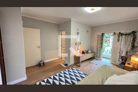 Casa à venda com 450m², 4 quartos e 3 vagas Casa à venda com 450m², 4 quartos e 3 vagasSuíte 3