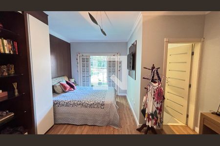 Casa à venda com 450m², 4 quartos e 3 vagas Casa à venda com 450m², 4 quartos e 3 vagasSuite 2