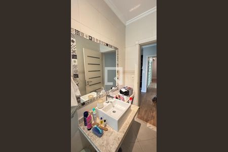 Casa à venda com 450m², 4 quartos e 3 vagas Casa à venda com 450m², 4 quartos e 3 vagasBanheiro da Suíte 3