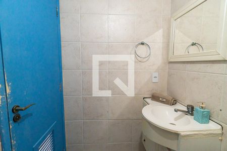 Banheiro de apartamento para alugar com 1 quarto, 36m² em Vila Guarani (zona Sul), São Paulo