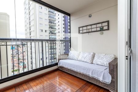 Varanda de apartamento para alugar com 3 quartos, 100m² em Vila Ipojuca, São Paulo