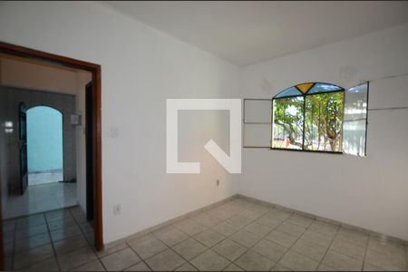 Quarto de casa para alugar com 1 quarto, 60m² em Campo Grande, Rio de Janeiro