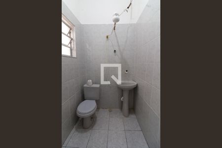 Banheiro de casa para alugar com 1 quarto, 30m² em Vila Antonio, São Paulo