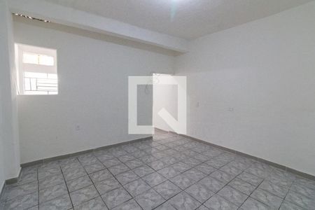 Sala/Quarto de casa para alugar com 1 quarto, 30m² em Vila Antonio, São Paulo