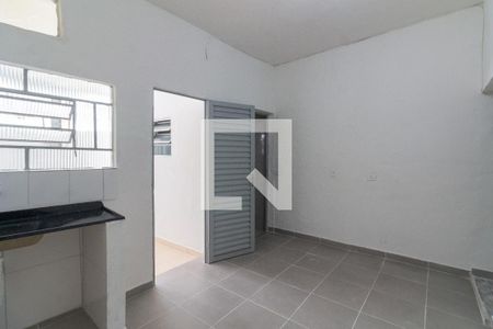 Cozinha de casa para alugar com 1 quarto, 30m² em Vila Antonio, São Paulo