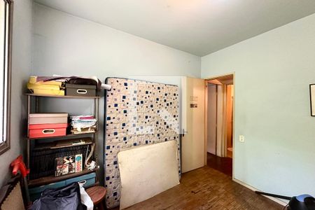 Quarto 1 de apartamento à venda com 2 quartos, 72m² em Laranjeiras, Rio de Janeiro