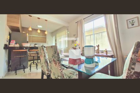 Casa à venda com 101m², 3 quartos e 2 vagas Casa à venda com 101m², 3 quartos e 2 vagasCopa