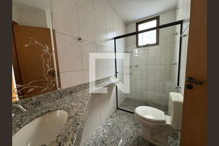 Banheiro de apartamento à venda com 4 quartos, 120m² em Alto Barroca, Belo Horizonte