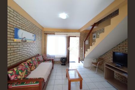 Sala de casa de condomínio para alugar com 2 quartos, 80m² em Barra da Lagoa, Florianópolis