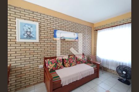 Sala de casa de condomínio para alugar com 2 quartos, 80m² em Barra da Lagoa, Florianópolis