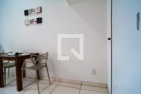 Sala de kitnet/studio para alugar com 1 quarto, 31m² em Jardim do Sol, Sorocaba