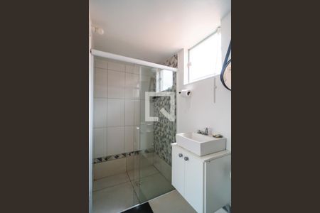 Banheiro de kitnet/studio para alugar com 1 quarto, 30m² em Jardim do Sol, Sorocaba