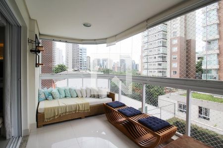 Varanda  de apartamento para alugar com 2 quartos, 120m² em Vila Olímpia, São Paulo