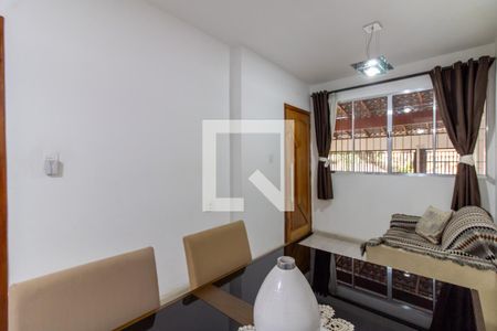 Sala de casa à venda com 5 quartos, 233m² em Jardim Santa Clara, Guarulhos