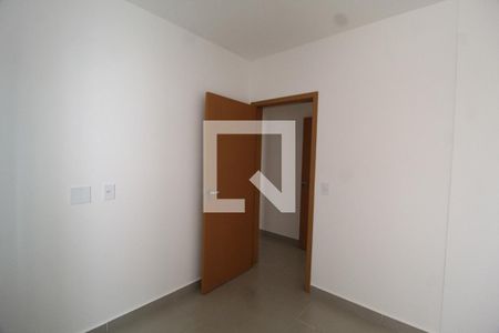 Quarto 1 de apartamento para alugar com 3 quartos, 80m² em Tubalina, Uberlândia