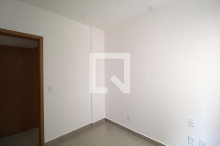 Quarto 1 de apartamento para alugar com 3 quartos, 80m² em Tubalina, Uberlândia