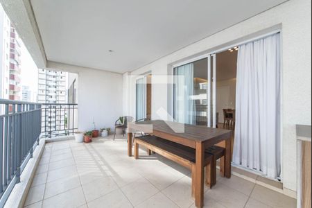 Varanda de apartamento à venda com 3 quartos, 113m² em Vila Gumercindo, São Paulo