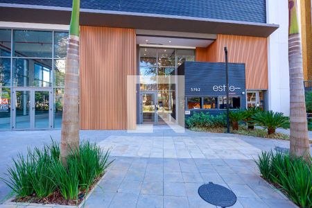 Studio à venda com 27m², 0 quarto e sem vaga Studio à venda com 27m², 0 quarto e sem vagaFachada