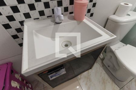 Apartamento à venda com 44m², 2 quartos e 1 vaga Apartamento à venda com 44m², 2 quartos e 1 vagaBanheiro
