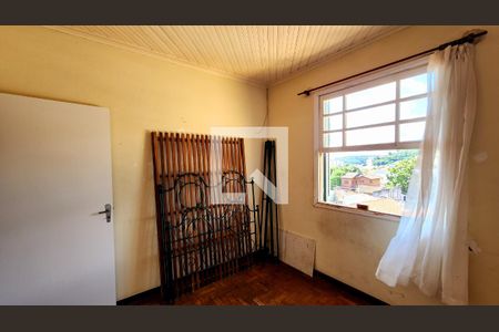 Casa à venda com 350m², 4 quartos e 1 vaga Casa à venda com 350m², 4 quartos e 1 vagaQuarto 2