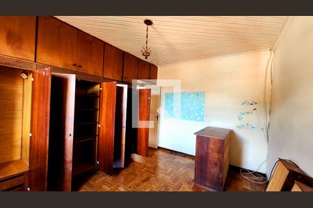 Casa à venda com 350m², 4 quartos e 1 vaga Casa à venda com 350m², 4 quartos e 1 vagaQuarto 3