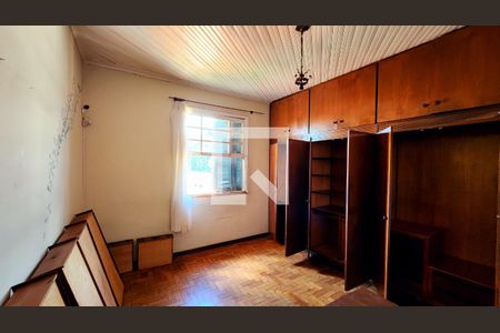 Casa à venda com 350m², 4 quartos e 1 vaga Casa à venda com 350m², 4 quartos e 1 vagaQuarto 3